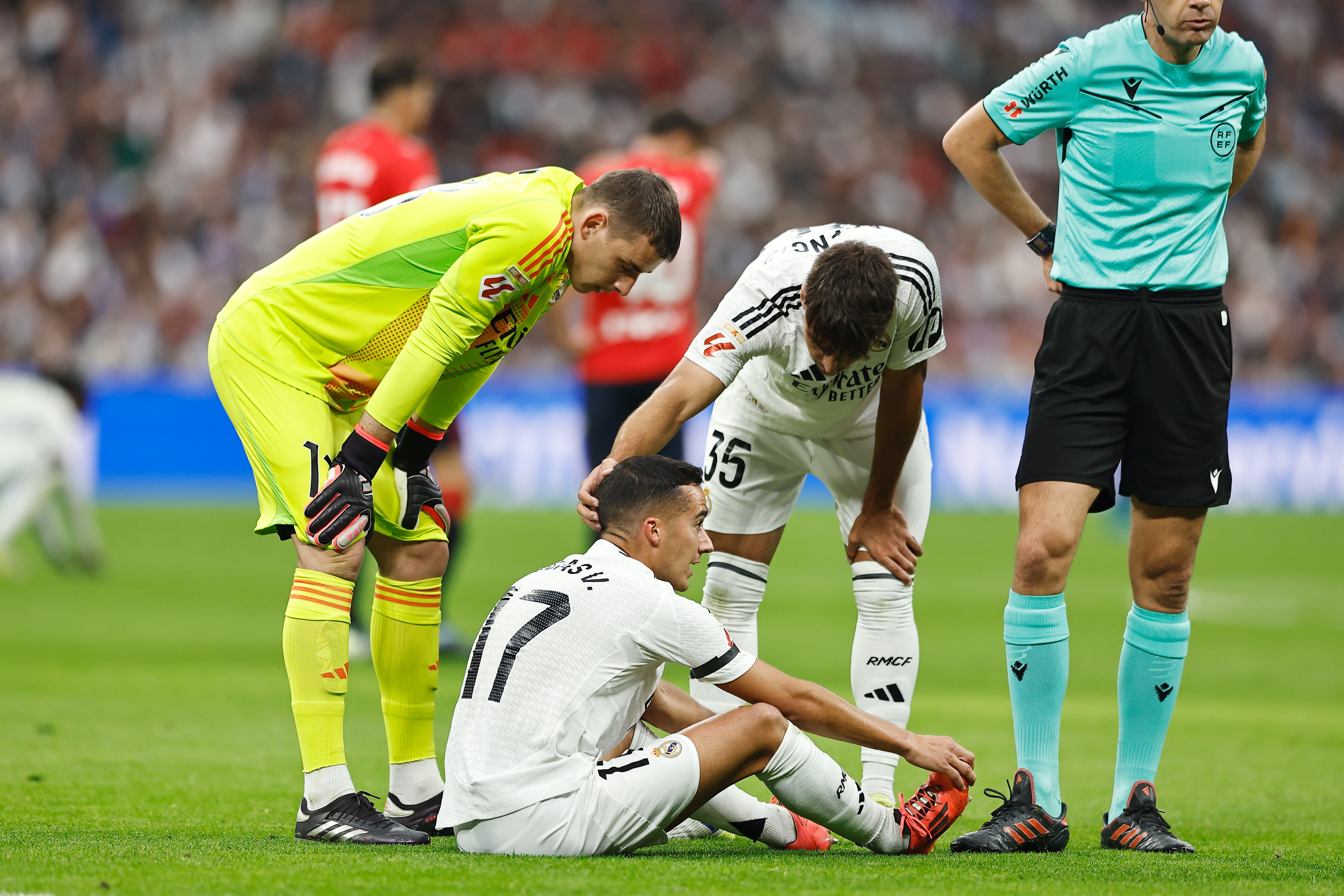 关于皇家马德里新援表现不佳，或将被迫坐板凳的信息